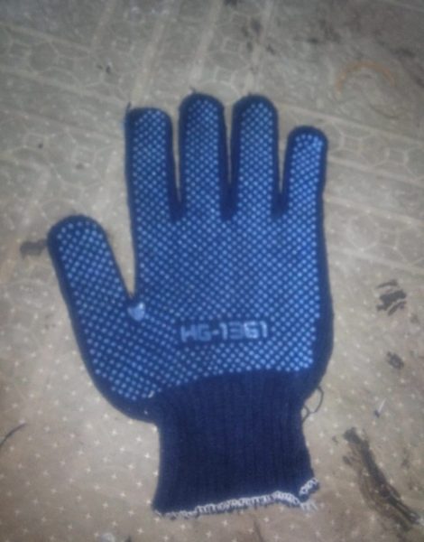 Gloves (5)