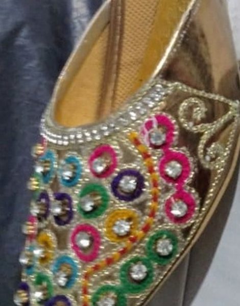 Women Shoes (40)
